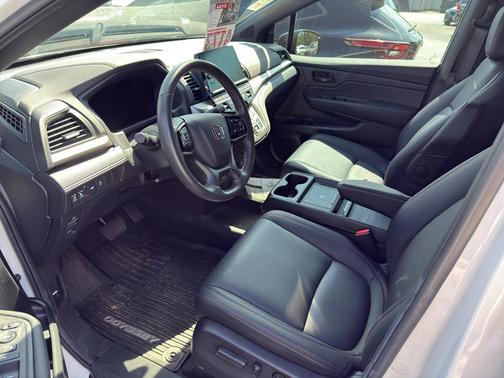 2025 Honda Odyssey 