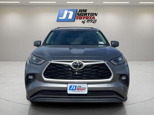 2026 Toyota Highlander Hybrid XLE