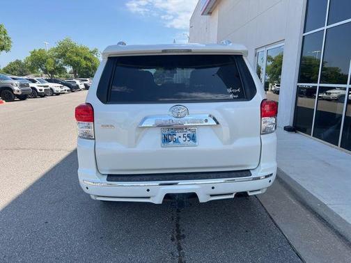 Blizzard Pearl Metallic 2013 Toyota 4Runner SR5
