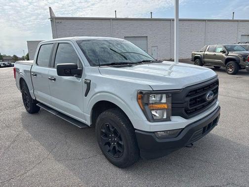 Avalanche 2023 Ford F-150 XL