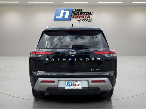 Super Black 2023 Nissan Pathfinder SL 4WD