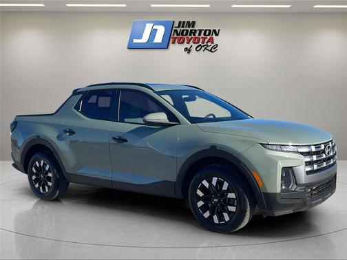 2025 Hyundai SANTA CRUZ SEL Activity