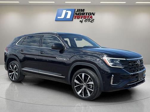 Deep Black Pearl 2024 Volkswagen Atlas Cross Sport 2.0T SEL Premium
