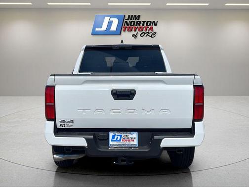 Ice 2026 Toyota Tacoma SR5