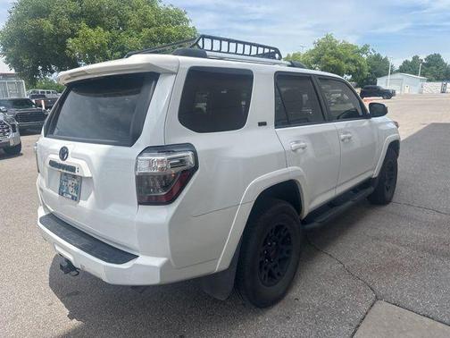 Ice Cap 2024 Toyota 4Runner SR5
