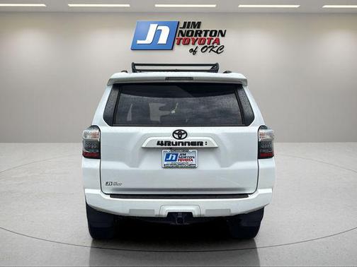 Ice Cap 2024 Toyota 4Runner SR5