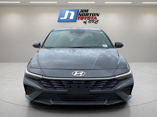 Ecotronic Gray 2025 Hyundai ELANTRA Sport