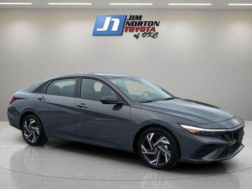 Ecotronic Gray 2025 Hyundai ELANTRA Sport