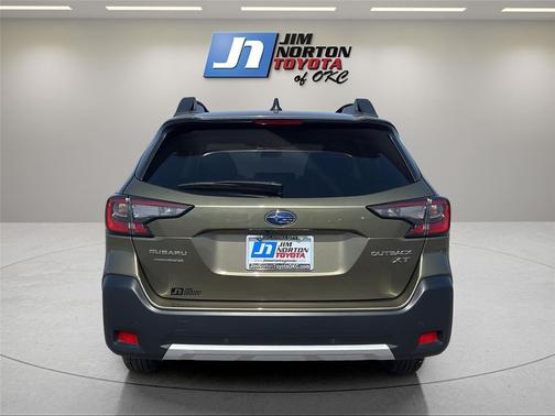 2025 Subaru Outback Limited XT