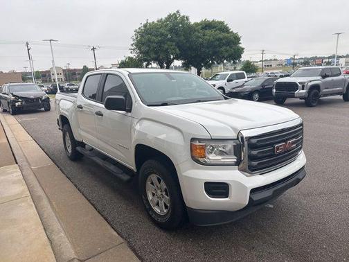 Summit White 2019 GMC Canyon Base