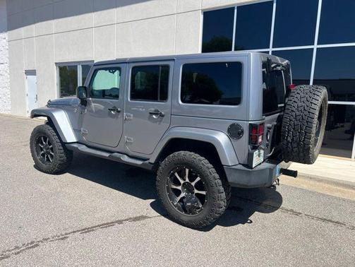 Billet Silver Metallic Clearcoat 2017 Jeep Wrangler Unlimited Sahara