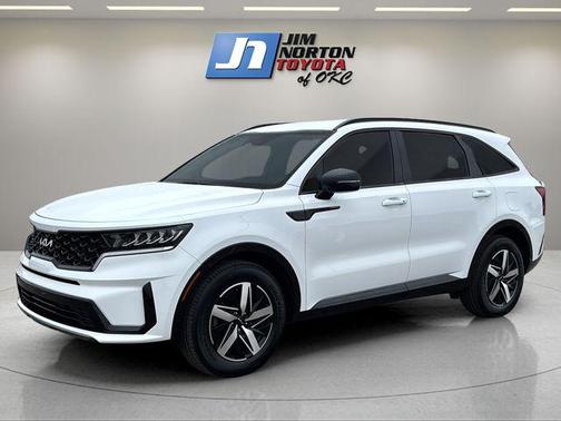 Glacial White Pearl 2022 Kia Sorento S
