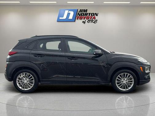 Ultra Black 2020 Hyundai KONA SEL Plus