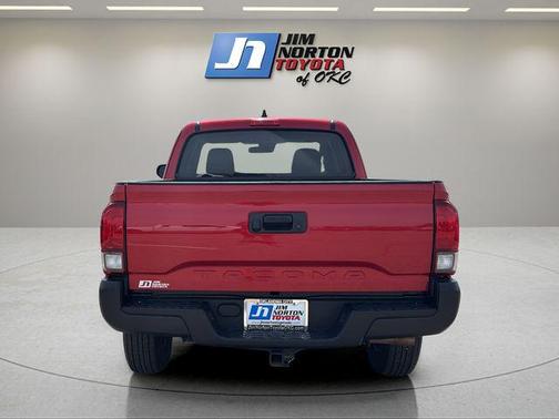 Barcelona Red Metallic 2022 Toyota Tacoma SR