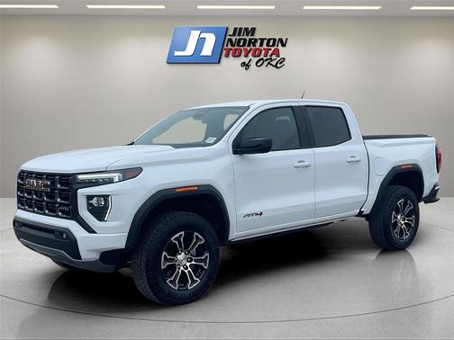 2023 GMC Canyon AT4