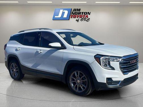 Summit White 2023 GMC Terrain SLT