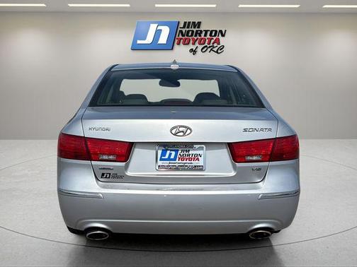 Bright Silver Metallic 2009 Hyundai SONATA Limited