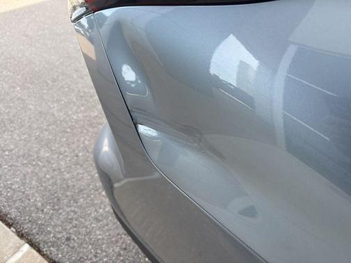 Moon Dust 2020 Toyota Highlander XLE