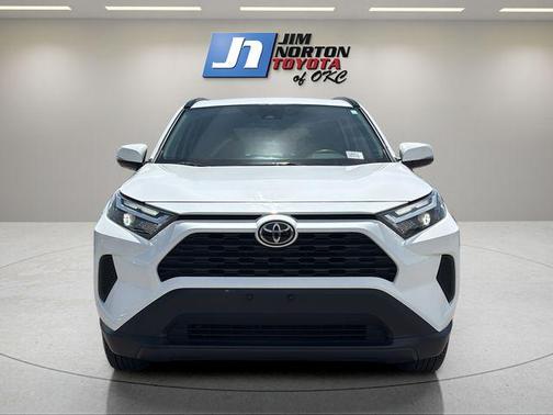 Ice Cap 2025 Toyota RAV4 XLE