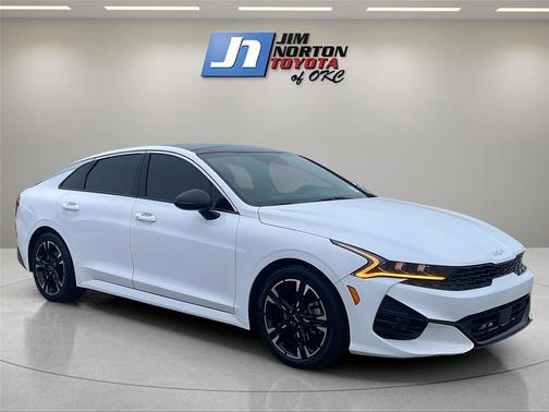 2022 Kia K5 GT-Line