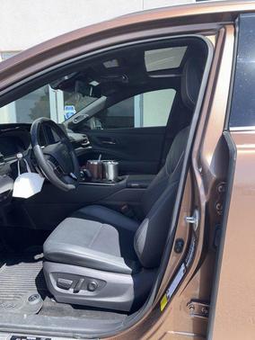 Bronze 2025 Toyota Crown Signia Limited