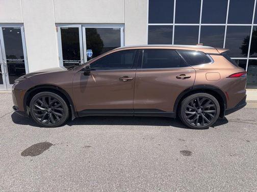 Bronze 2025 Toyota Crown Signia Limited