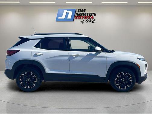 Summit White 2023 Chevrolet Trailblazer LT