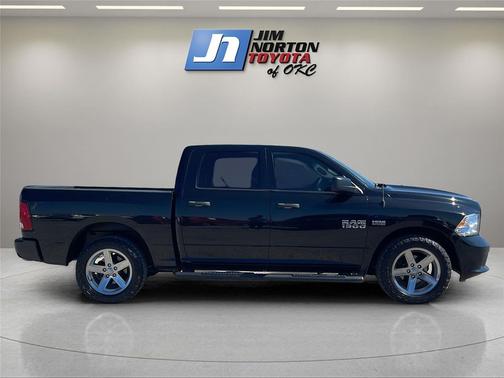 2017 RAM 1500 Express