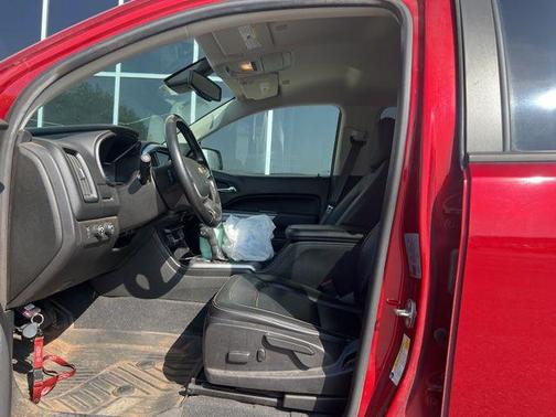 Cherry Red Tintcoat 2021 Chevrolet Colorado LT