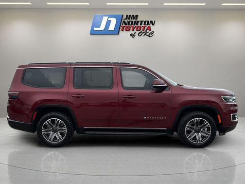Velvet Red Pearlcoat 2022 Jeep Wagoneer Series III 4x2