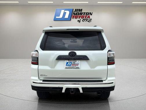 Blizzard Pearl 2019 Toyota 4Runner SR5 Premium