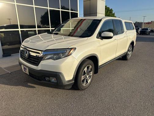 White Diamond Pearl 2017 Honda Ridgeline RTL