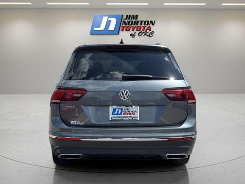 Platinum Gray Metallic 2020 Volkswagen Tiguan 2.0T SEL