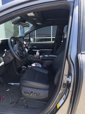 Magnetic Gray Metallic 2025 Toyota Sienna Platinum