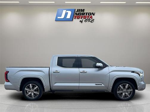 2023 Toyota Tundra Hybrid Capstone