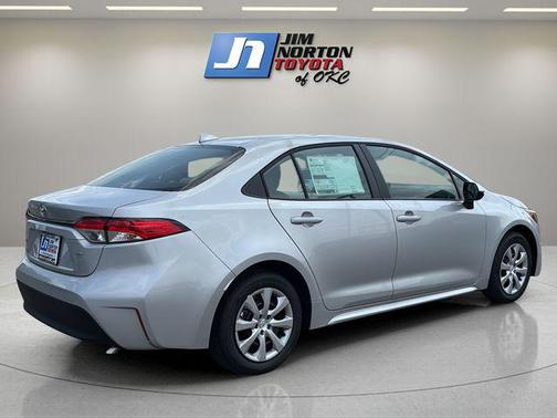 Classic Silver Metallic 2026 Toyota Corolla LE