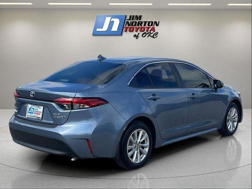 2024 Toyota Corolla Hybrid XLE