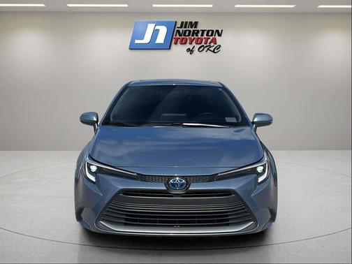 2024 Toyota Corolla Hybrid XLE