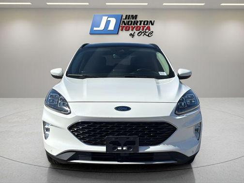 White Metallic 2020 Ford Escape Titanium