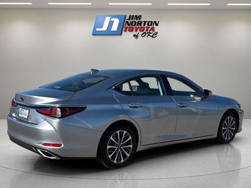 Iridium 2024 Lexus ES 350 Base