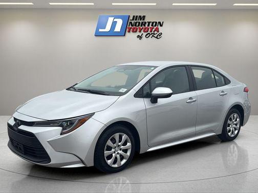 Classic Silver Metallic 2024 Toyota Corolla LE