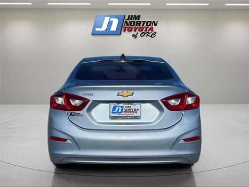 2017 Chevrolet Cruze LS