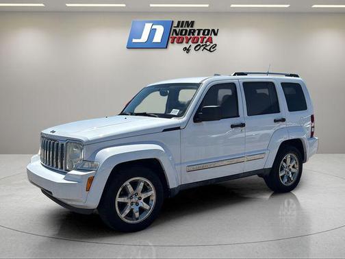Bright White Clearcoat 2011 Jeep Liberty Limited