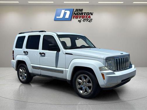 Bright White Clearcoat 2011 Jeep Liberty Limited