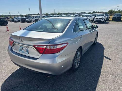 Celestial Silver Metallic 2016 Toyota Camry SE