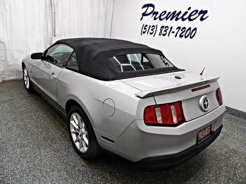 2010 Ford Mustang Premium