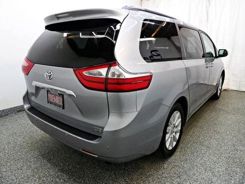 2017 Toyota Sienna Limited