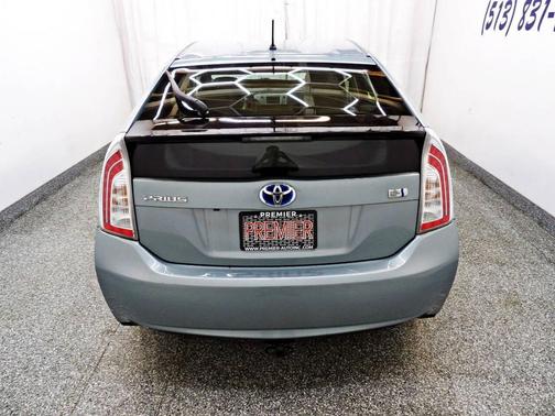 Teal 2015 Toyota Prius Two