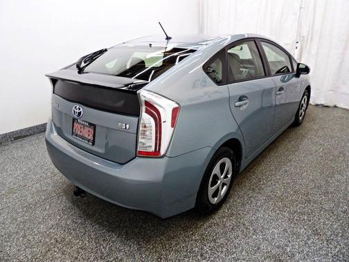 Teal 2015 Toyota Prius Two