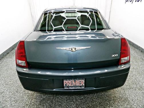2006 Chrysler 300 Base